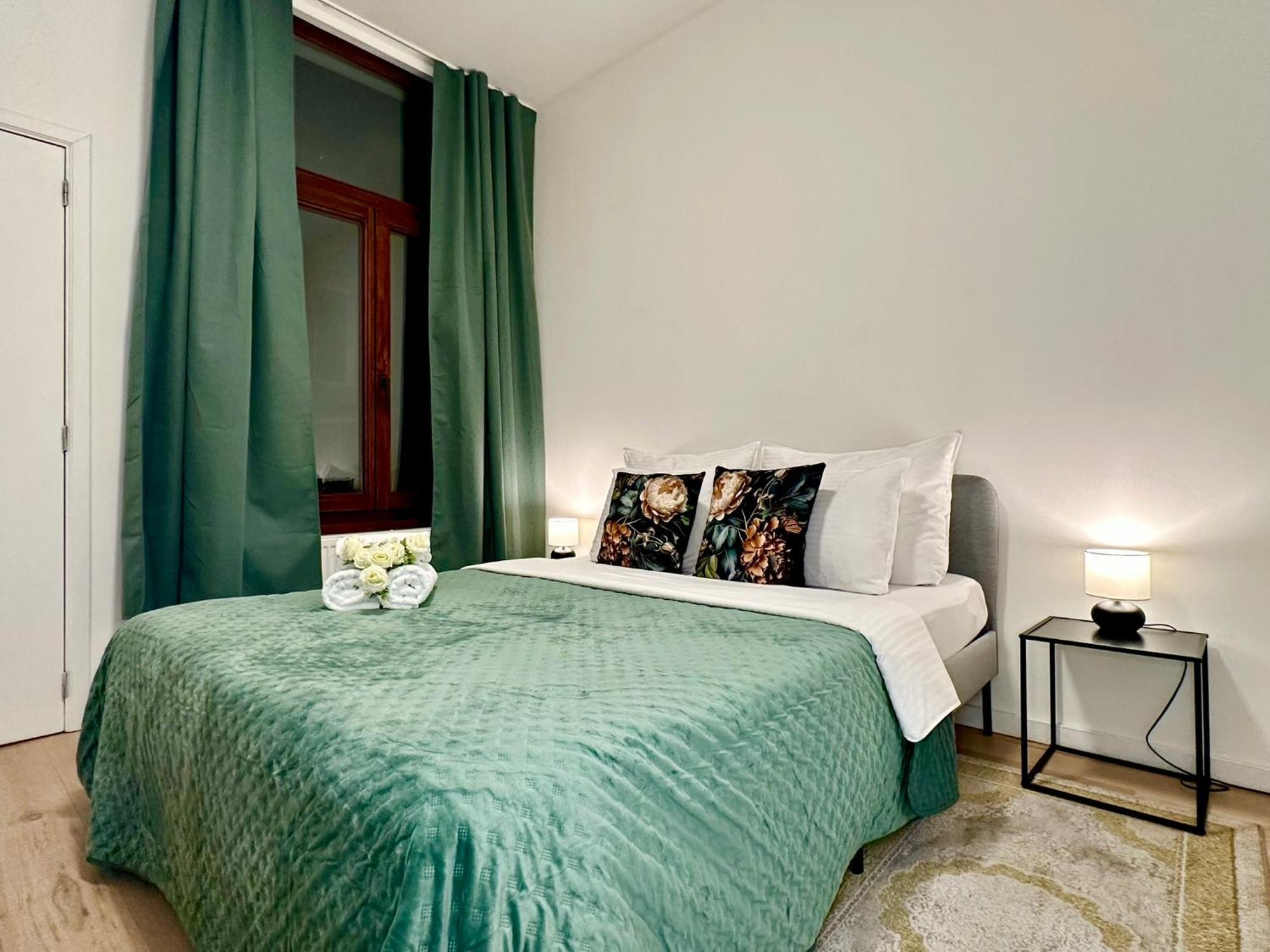 Luxury Suites Centrum By Rikas Hotels 안트베르펜 외부 사진