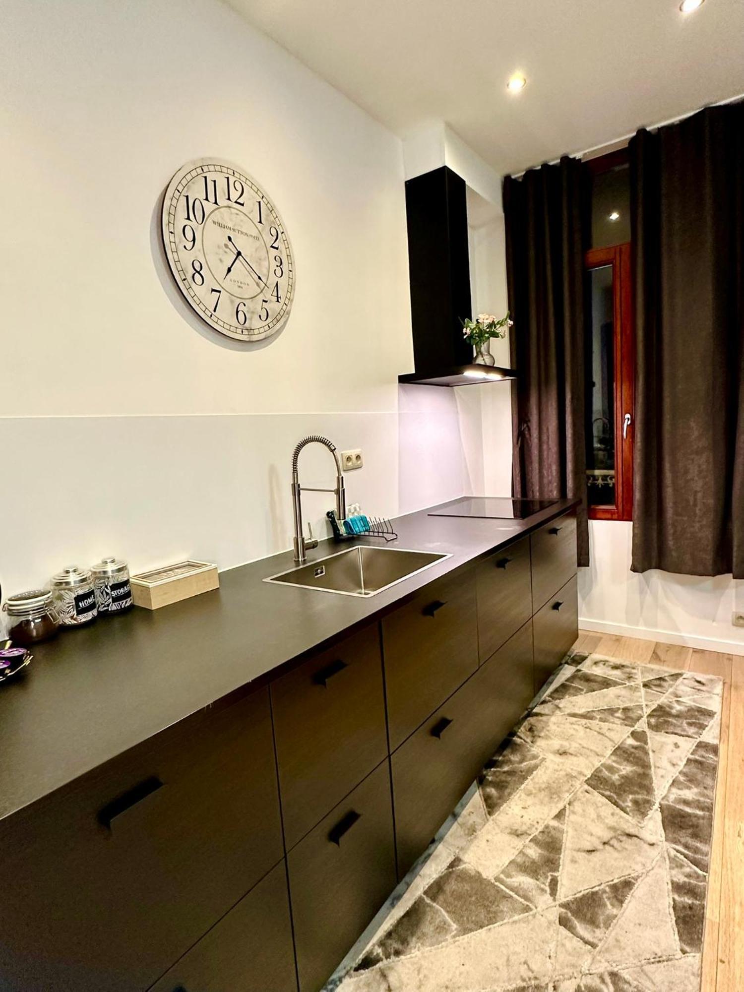 Luxury Suites Centrum By Rikas Hotels 안트베르펜 외부 사진